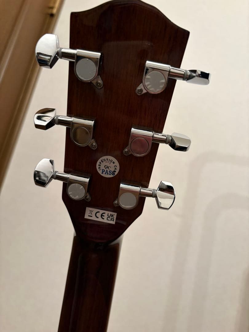 【美品】Fender アコースティックギター　ギターケース・カポ付属