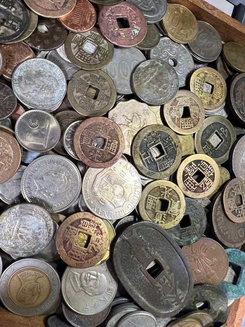 中国古錢 日本 アメリカ約1kgおまとめ大型貨幣　銀貨　ヨーロッパ 自宅保管品