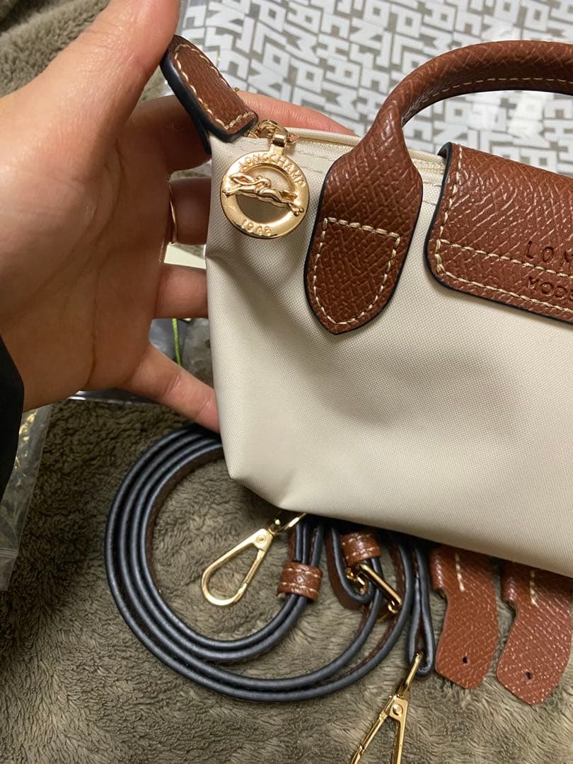 m*i様 新品LONGCHAMP ショルダーバッグ XS