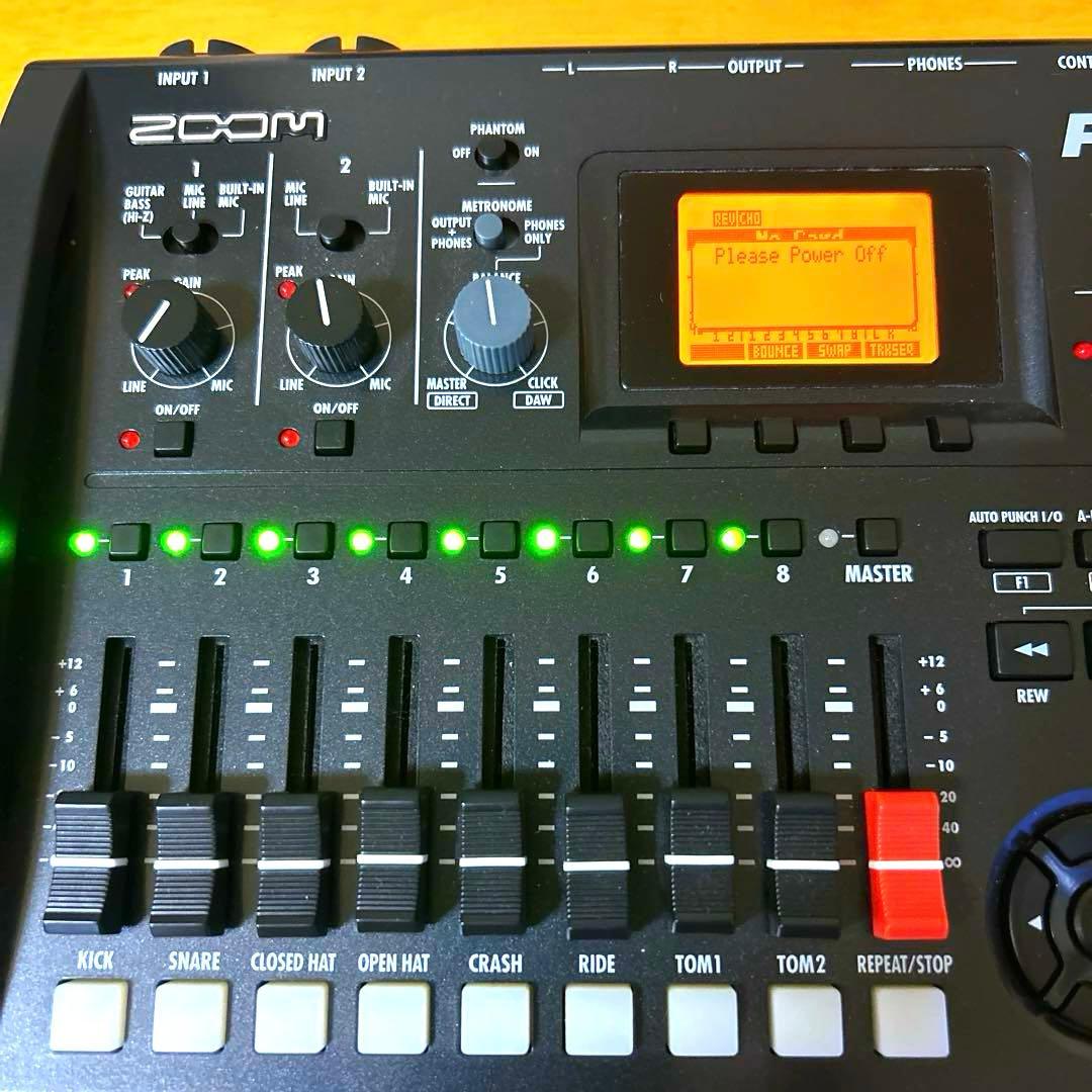 ZOOM R8 MTR ズーム マルチトラックレコーダー 美品 期間限定特別価格