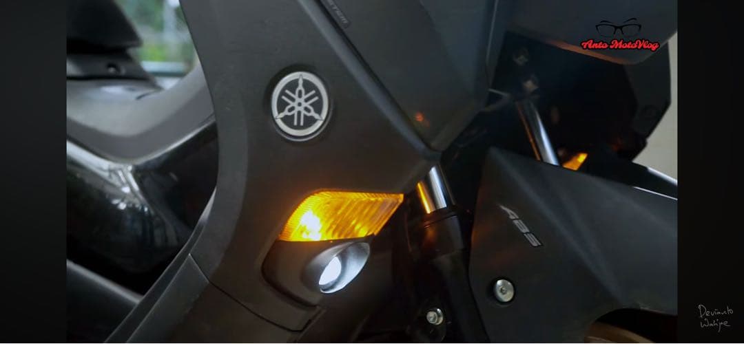 NMAX SEG6J フォグランプ付LEDウィンカー