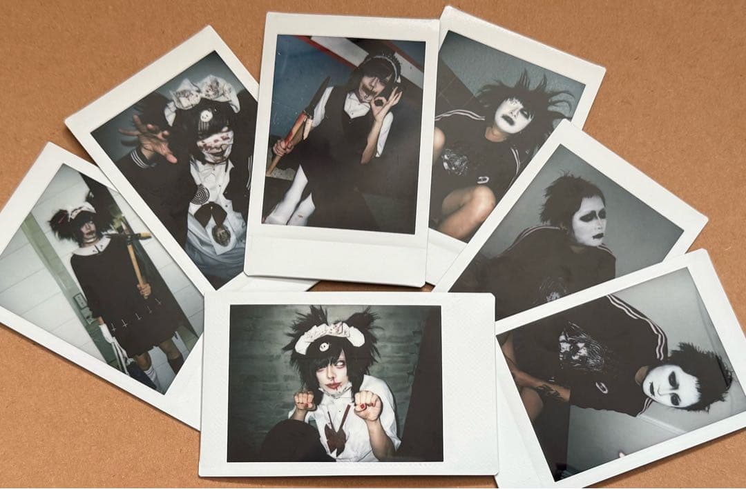 鮮血A子ちゃん　滅多刺しひろくん　墓荒らしあさひ　チェキ7枚