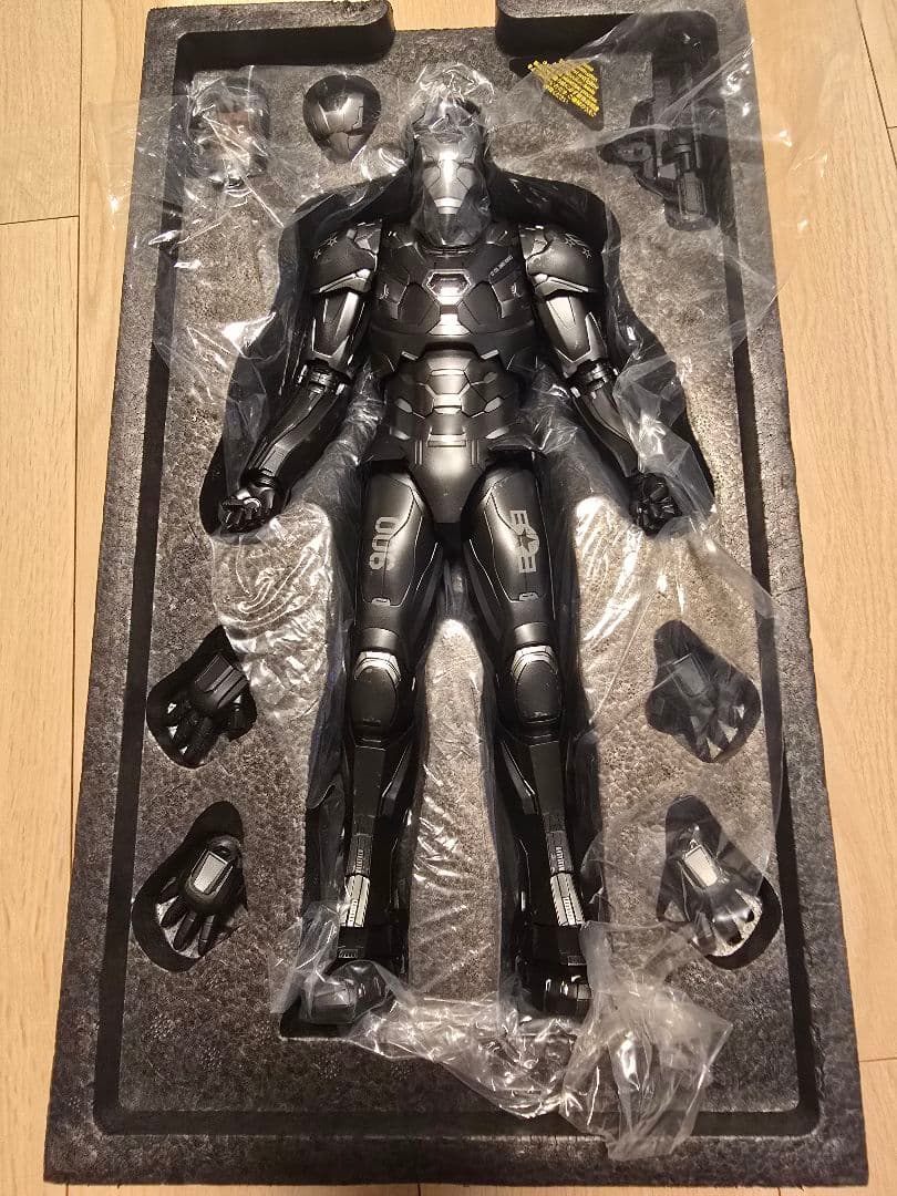 【美品】ホットトイズ　ムービー・マスターピース　エンドゲーム　ウォーマシン