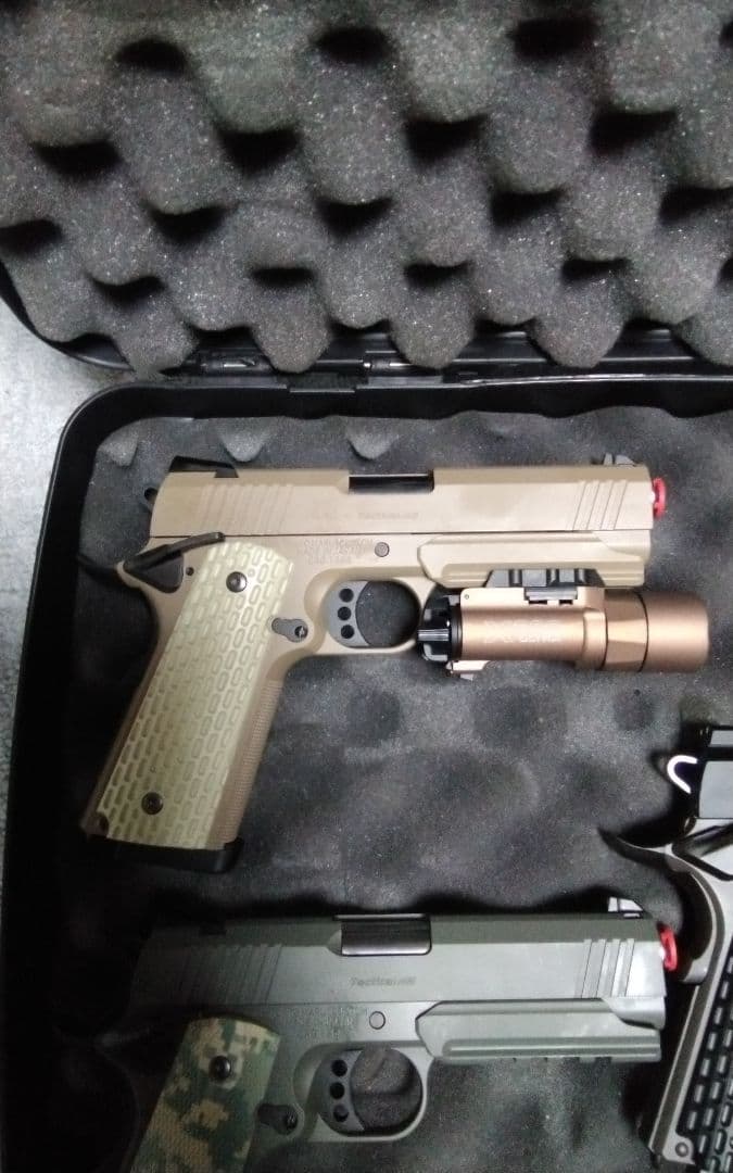 東京マルイ　デザート、ナイト、フォリッジウォリアー3丁セット