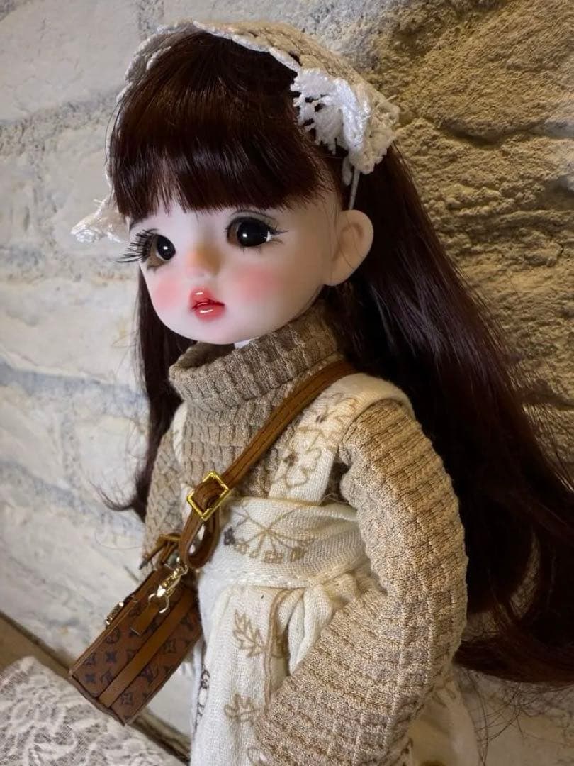 ドール 30cm本体＋衣装2着＋靴2足＋バッグ1点 ウィッグカスタムドール