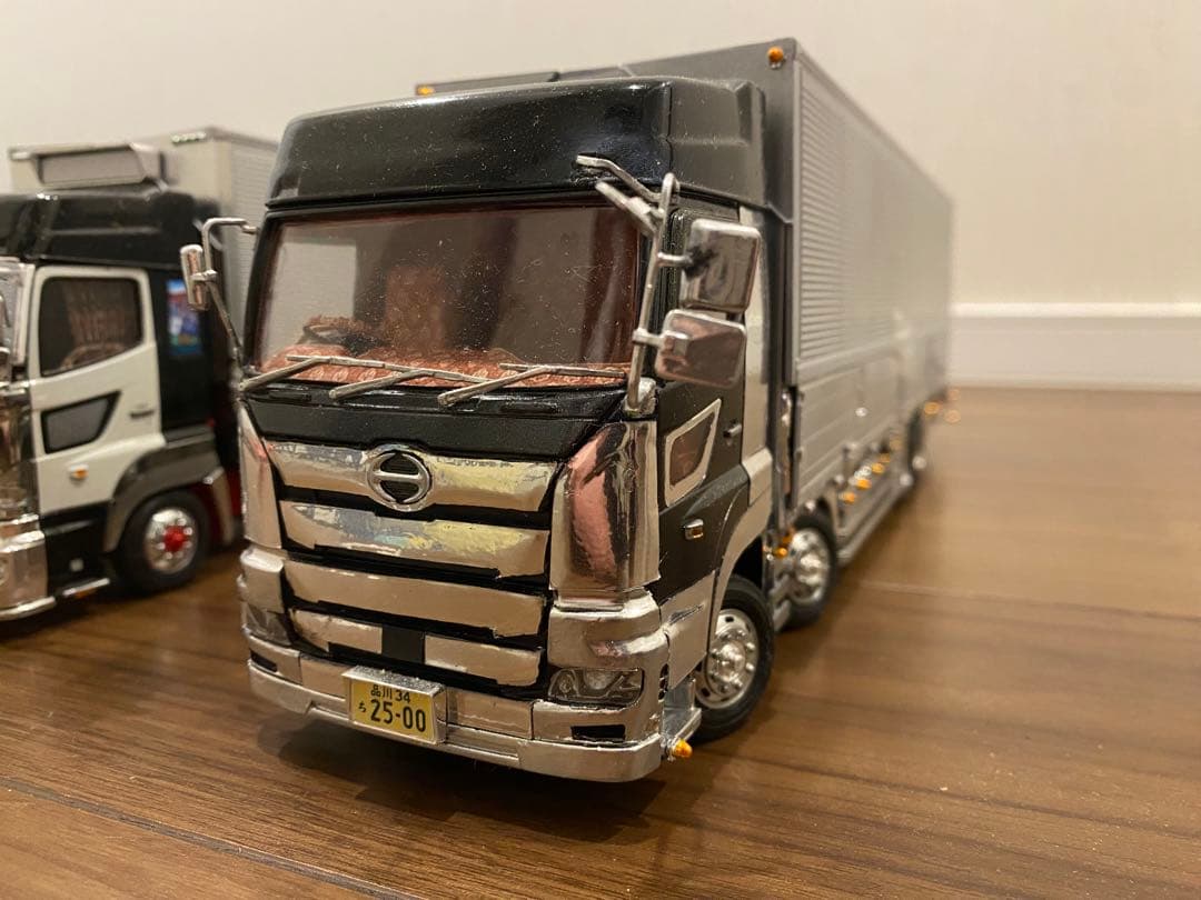 ⚠️イケドン出品です⚠️プラモデルデコトラ完成品3台セット（バラ売不可