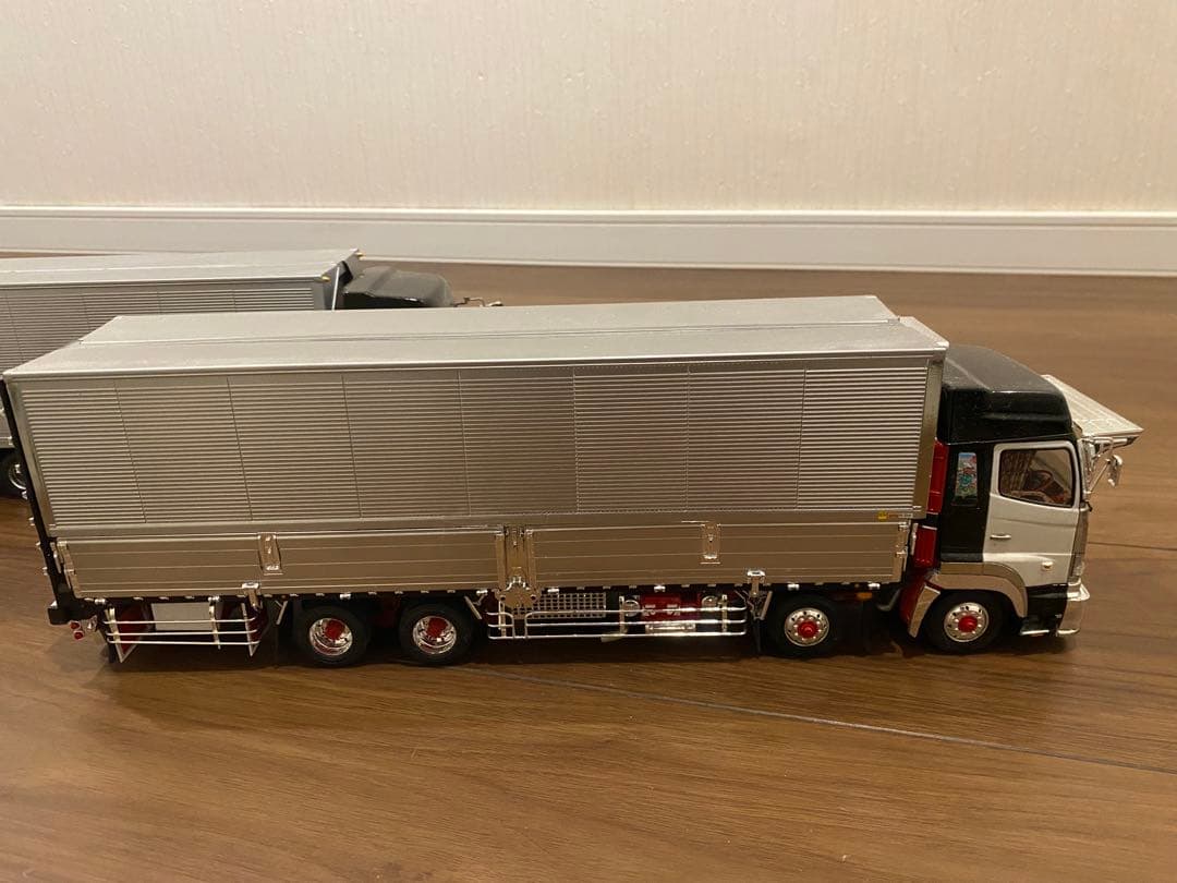 ⚠️イケドン出品です⚠️プラモデルデコトラ完成品3台セット（バラ売不可