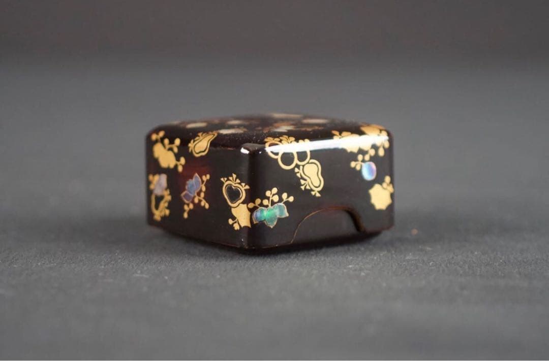 時代漆器 桐蒔絵 内梨地 貝入小箱 共箱 螺鈿細工 古美術 茶道具