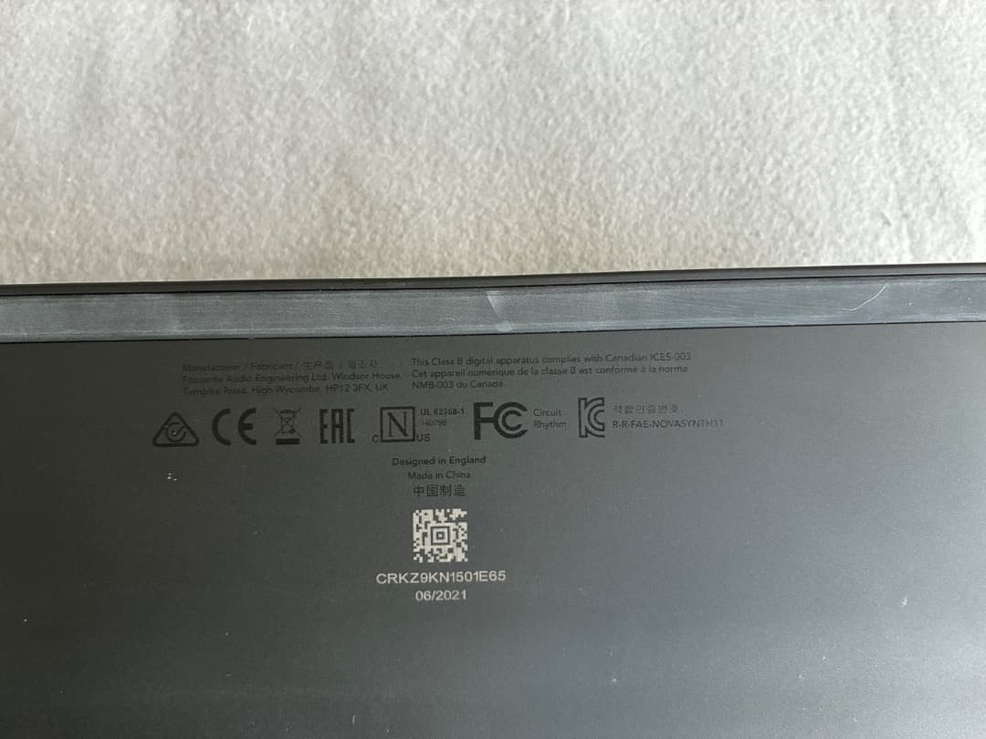 NOVATION / Circuit Rhythm スタンドアローン・サンプラー