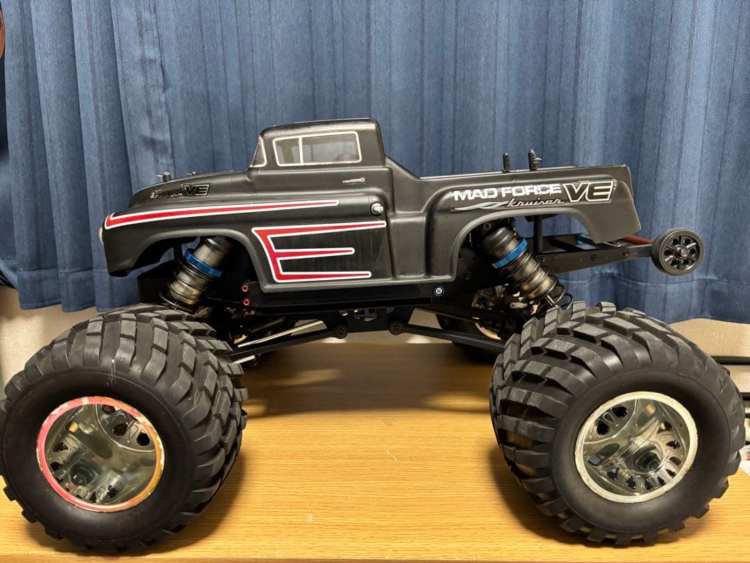 ヒ*ゲ様 京商MAD FORCE CRUISER VE ツインモーター