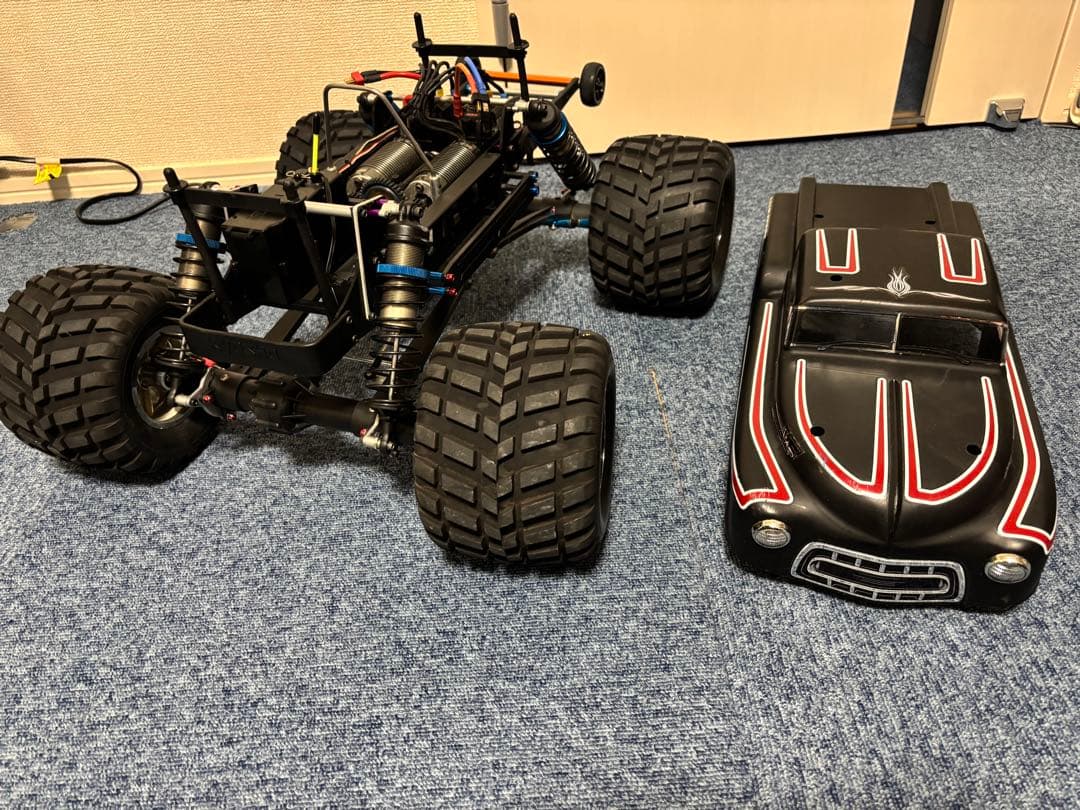 ヒ*ゲ様 京商MAD FORCE CRUISER VE ツインモーター