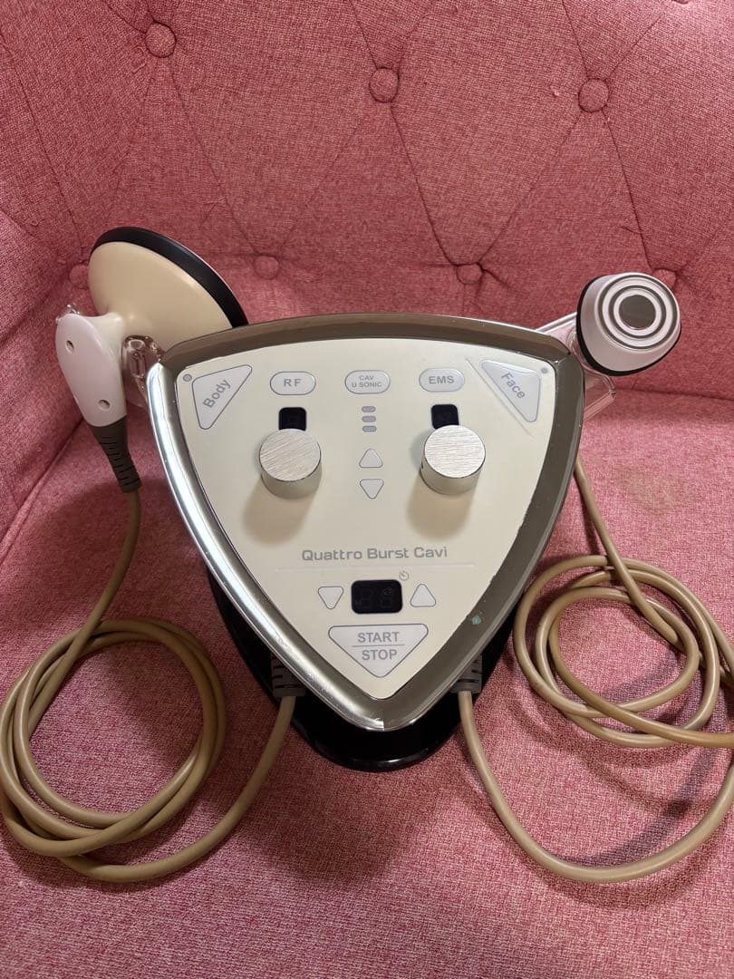 クワトロバーストキャビ HRF-9 Face／Body フェイスジェル200g