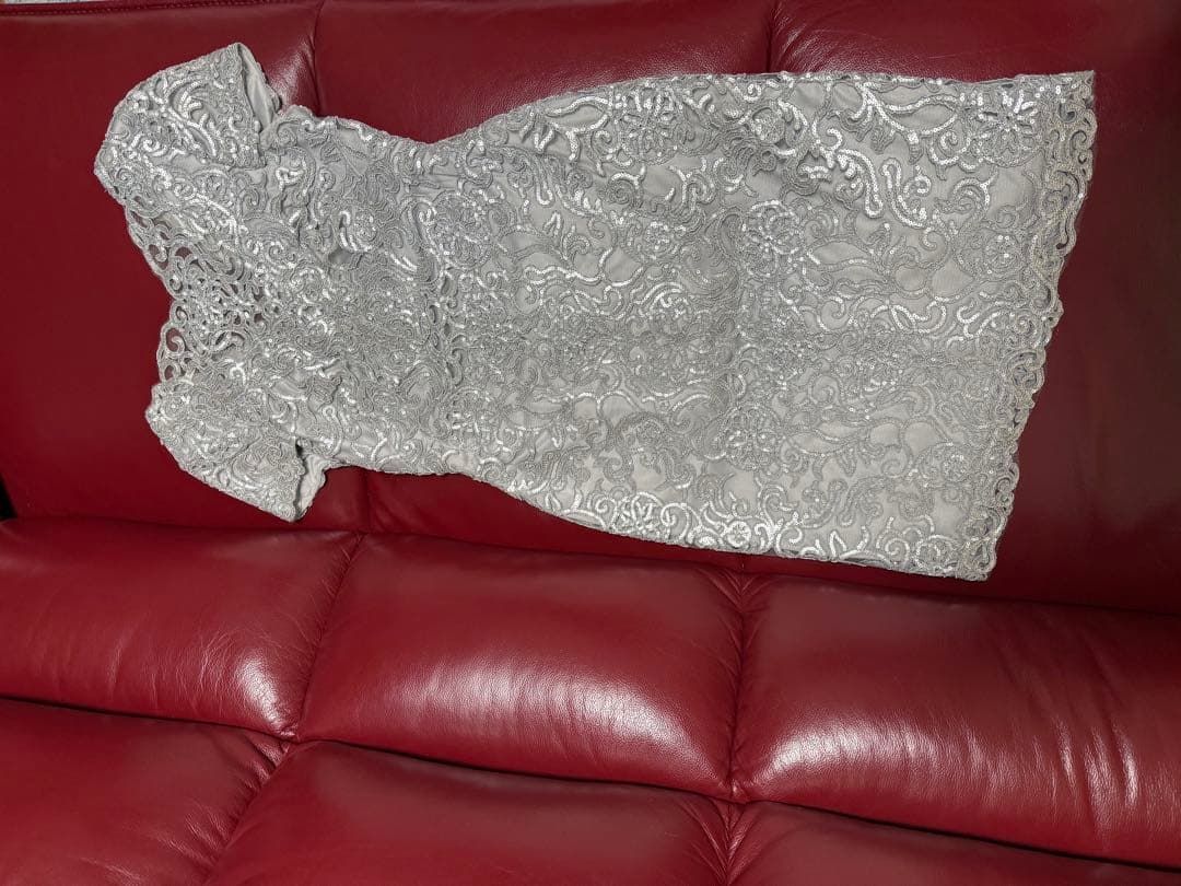 TADASHI SHOJIシルバー刺繍ドレス 美品