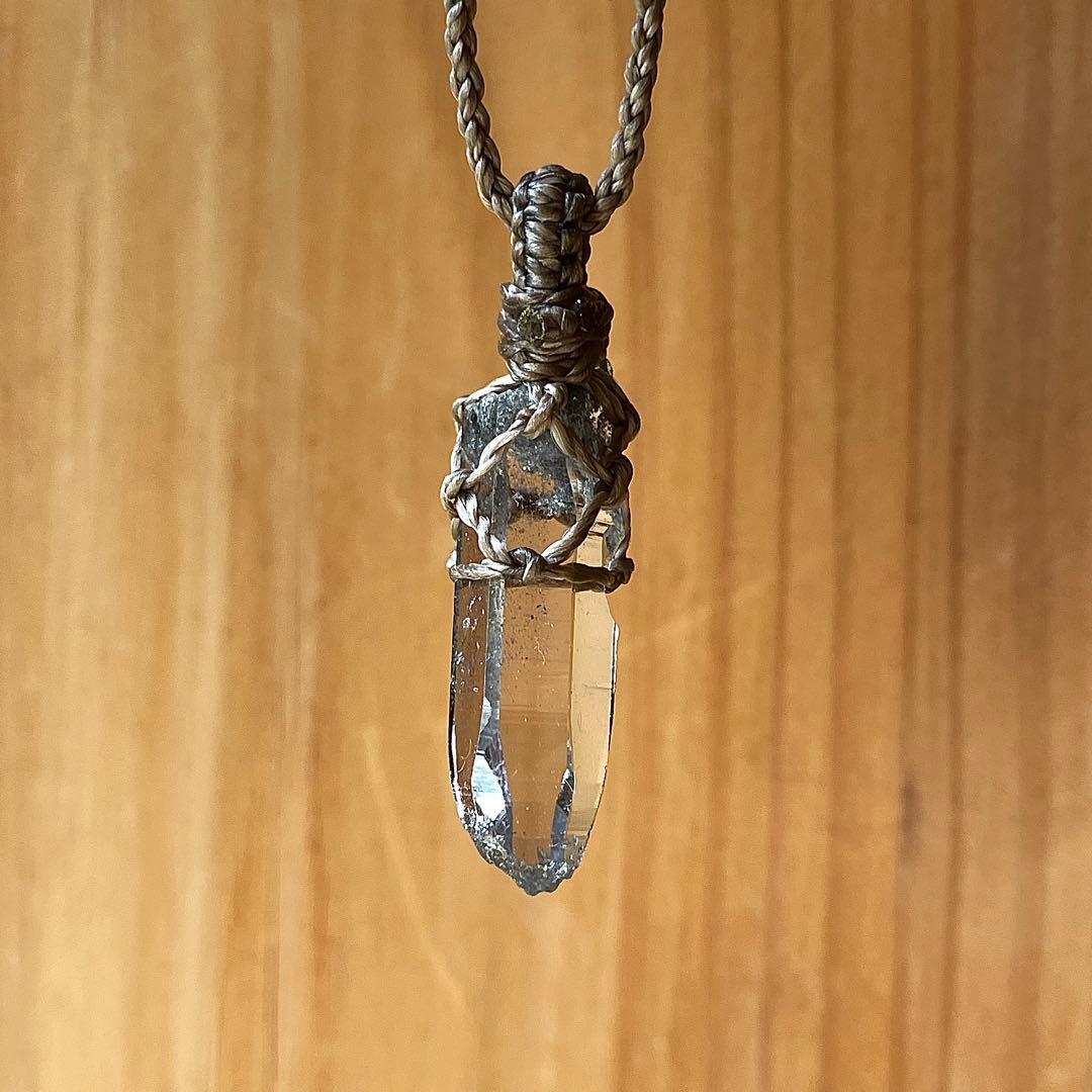 ヒマラヤ水晶 ガネッシュヒマール ＊ マクラメペンダント ネックレス 54