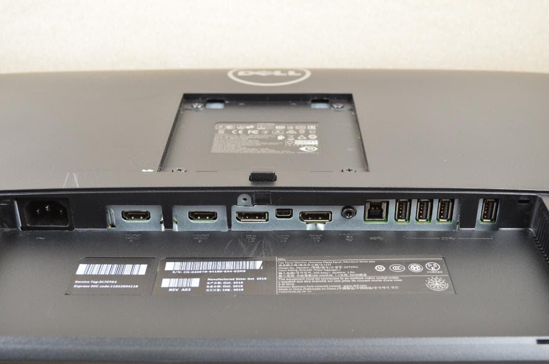 6976/6977　2台　DELL　U2715H　27型　WQHD　HDMI