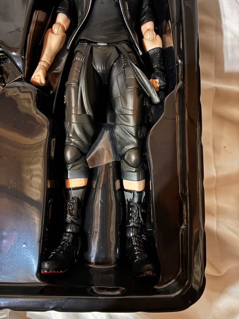 ファイナルファンタジーXV プレイアーツ改 ノクティス・ルシス・チェラム