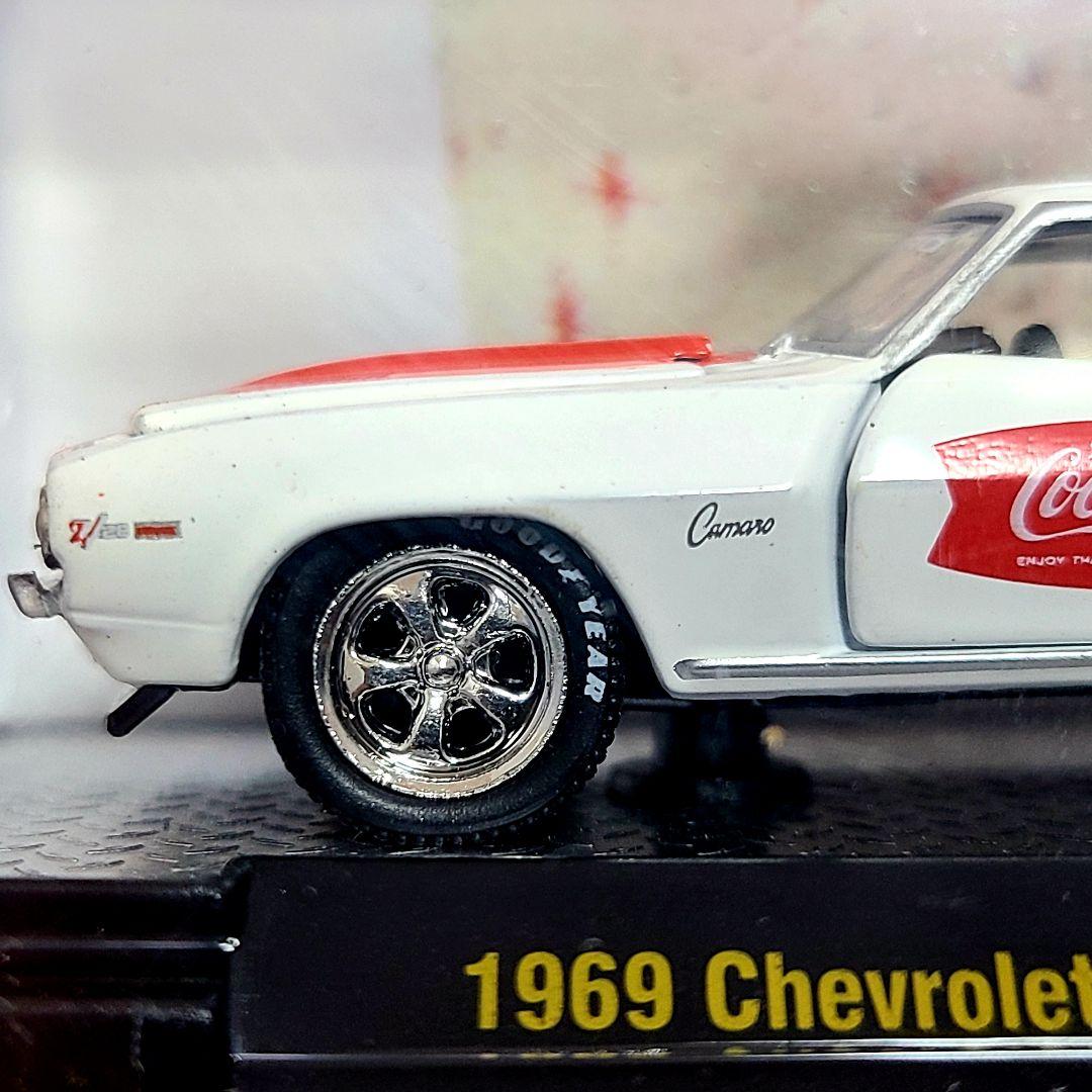 M2マシーン　コカ・コーラ　シボレー　カマロ　レトロパッケージ　1/64