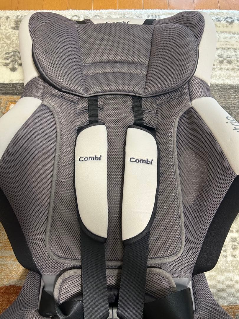 【美品】Combi コンビ ジョイトリップ エアスルー GC エアーグレー