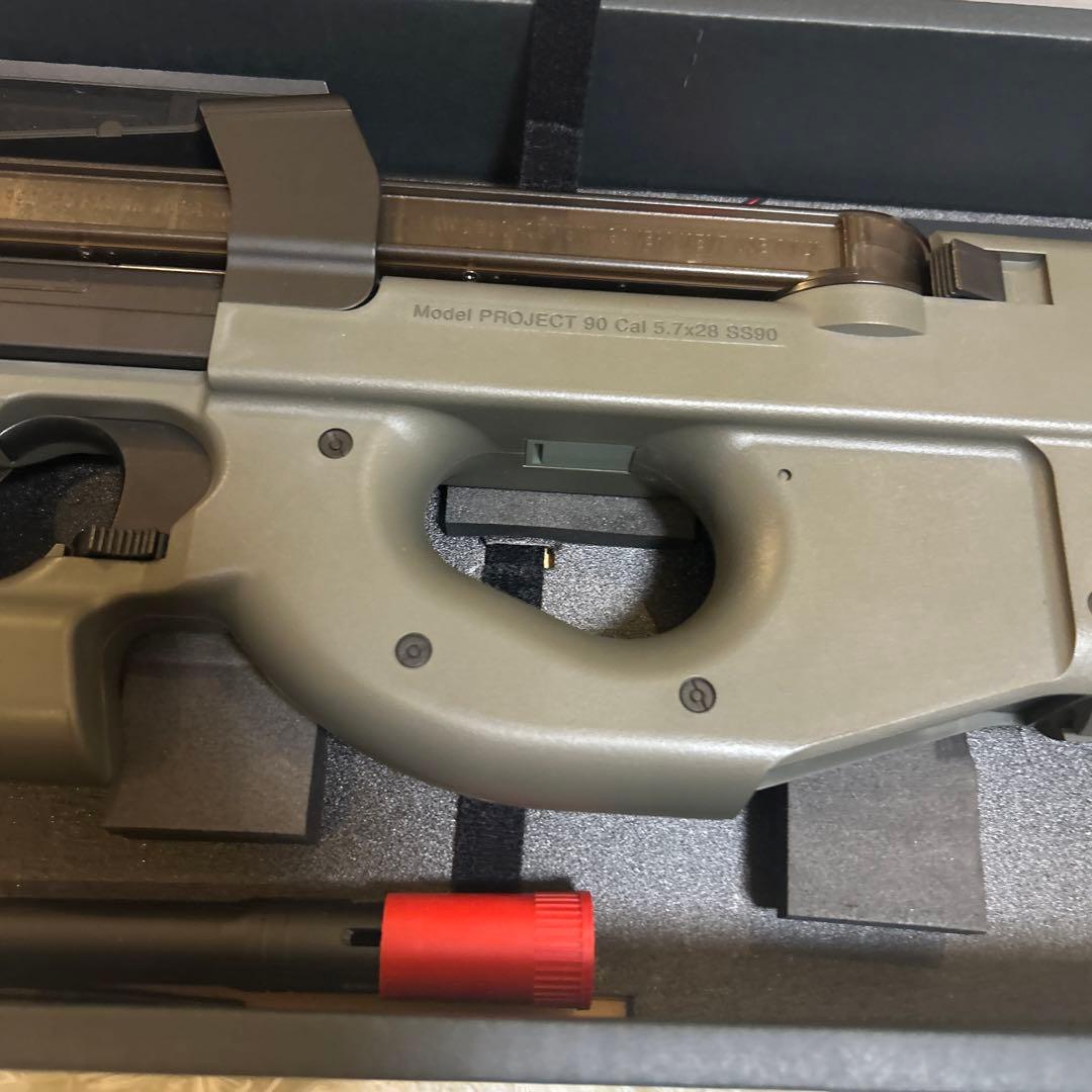 【美品】東京マルイ 電動ガン PS90HC　P90