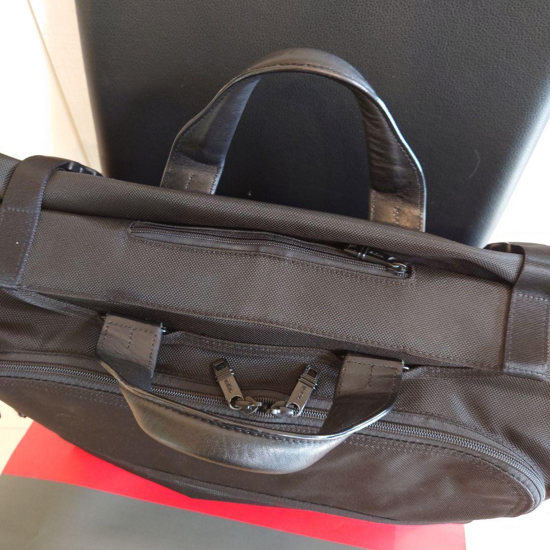 TUMI 22137D2 トラベルトライフォールドキャリーオンガーメントバック