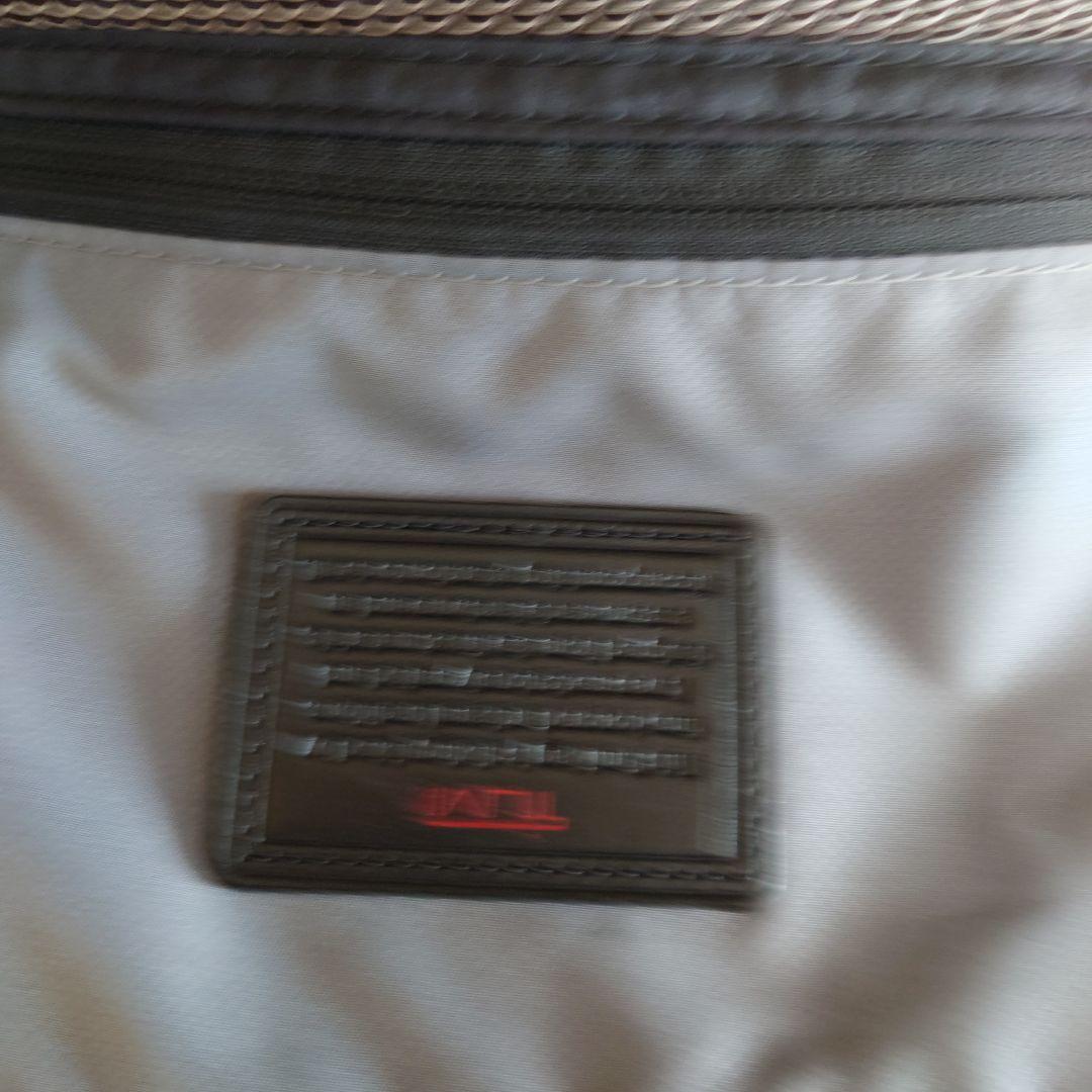 TUMI 22137D2 トラベルトライフォールドキャリーオンガーメントバック