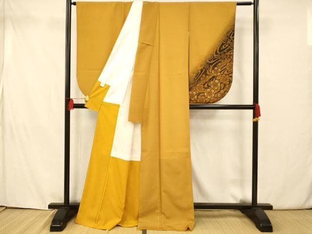 着物■小振袖　流水桜文　暈し染め　金彩　洗える着物