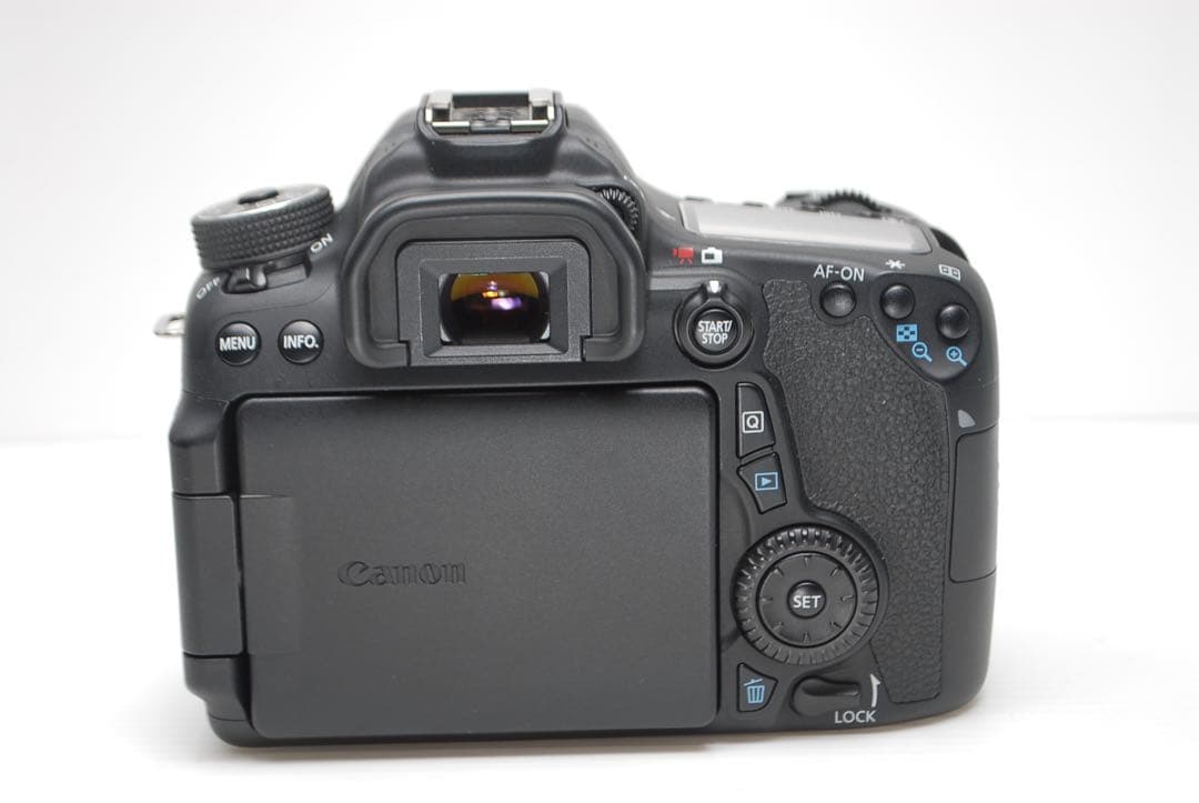 ❤️ダブルレンズセット❤️Canon EOS 70D 超望遠レンズ付き 美品