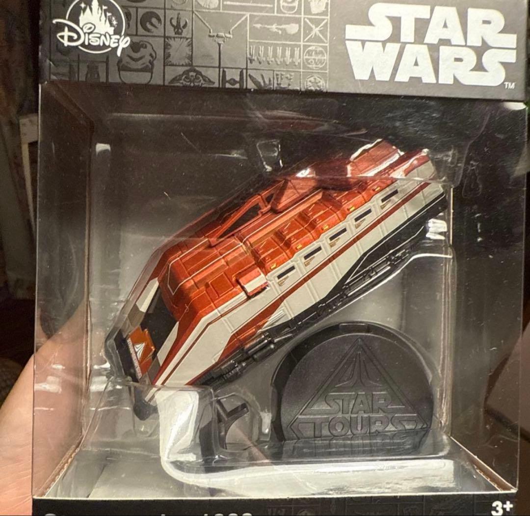 スターウォーズ　スタースピーダー1000 模型　海外ディズニー限定
