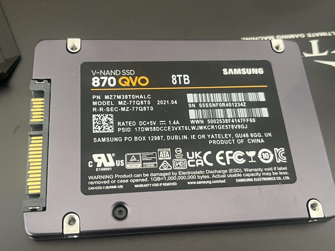 Samsung 870 QVO MZ-77Q8T0 8TB SSD大容量＆高性能