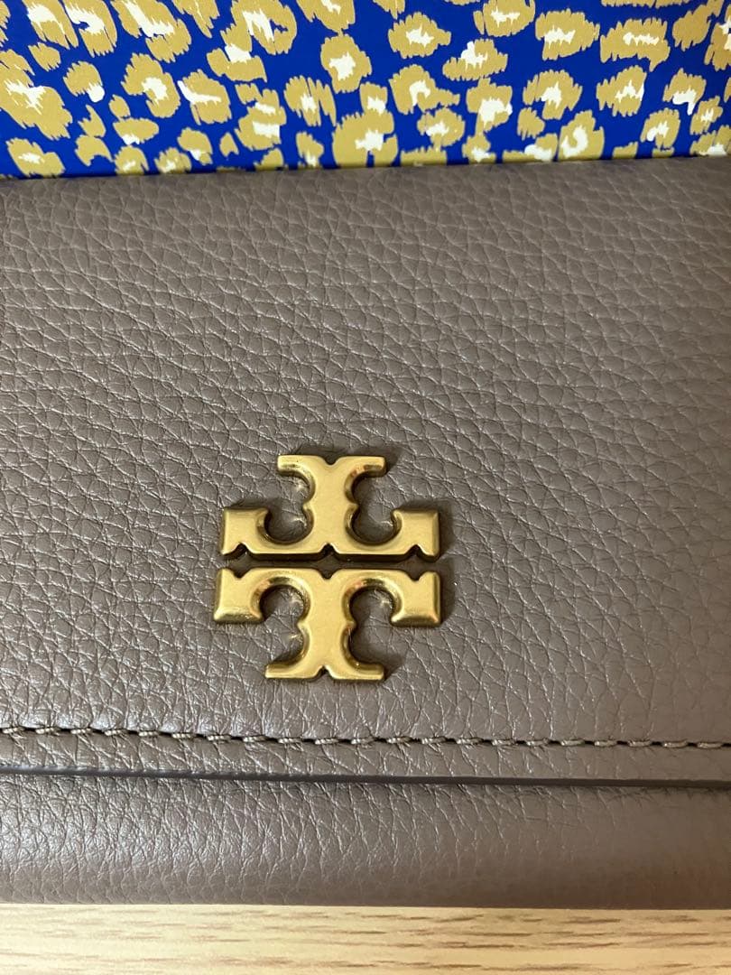【新品未使用】TORY BURCH グレー財布