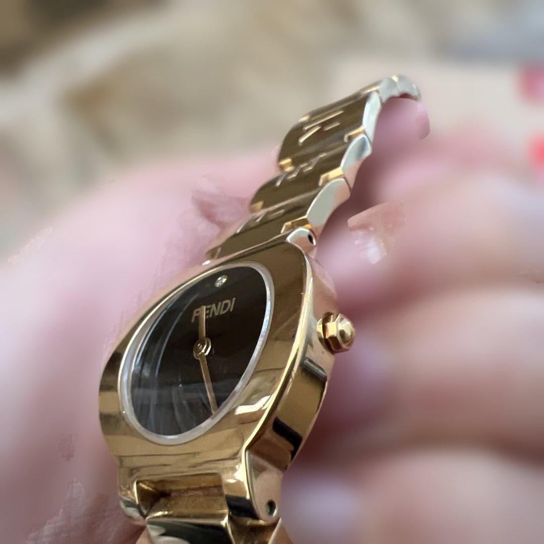 FENDI フェンディ 腕時計 ゴールド
