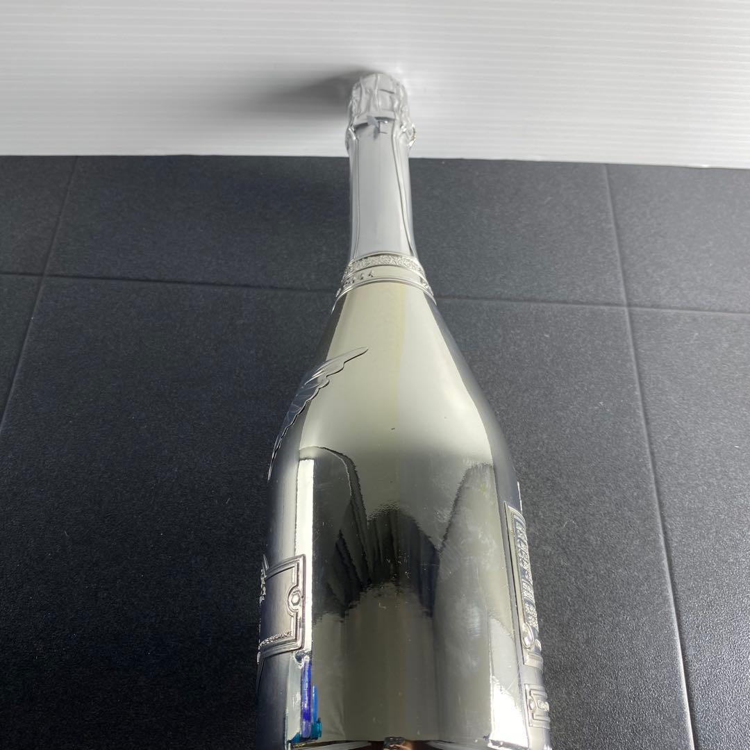 エンジェル シャンパン プラチナ　ヴィンテージ　2004 ケース付き　507