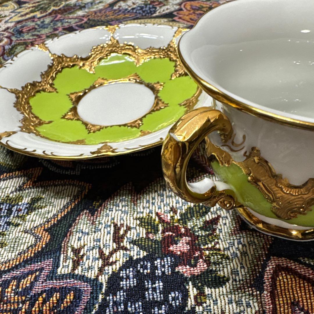 マイセン　ティーカップ・ソーサーセット ホワイト・グリーン・ゴールド