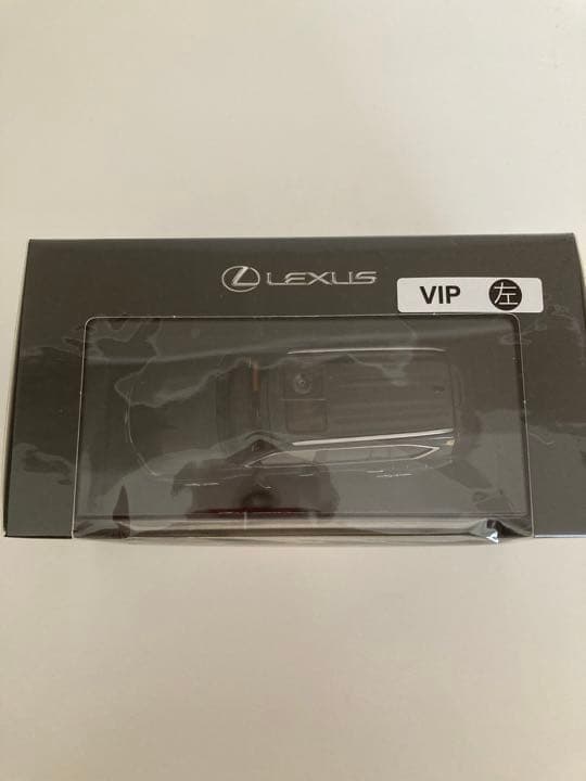 LEXUS LX600 VIP 左ハンドル　1/43スケール