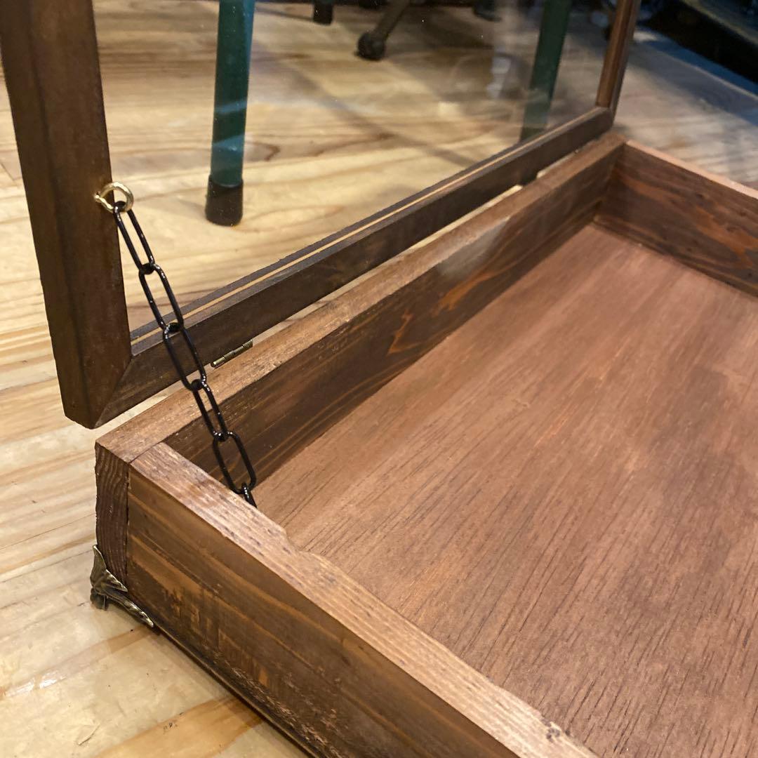 リーフ３　木製ガラスディスプレイケース