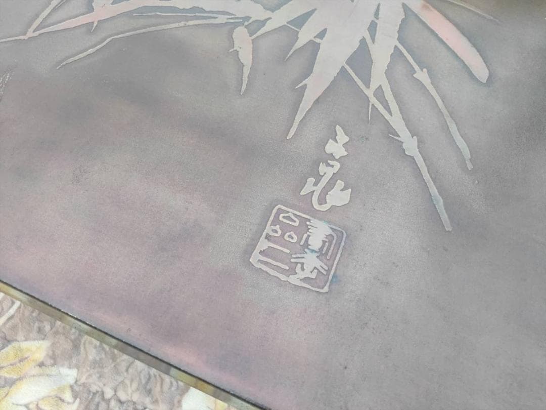 【時代物】竹林画☆彫刻板☆銅版張り☆折れ足 テーブル アンティークテーブル