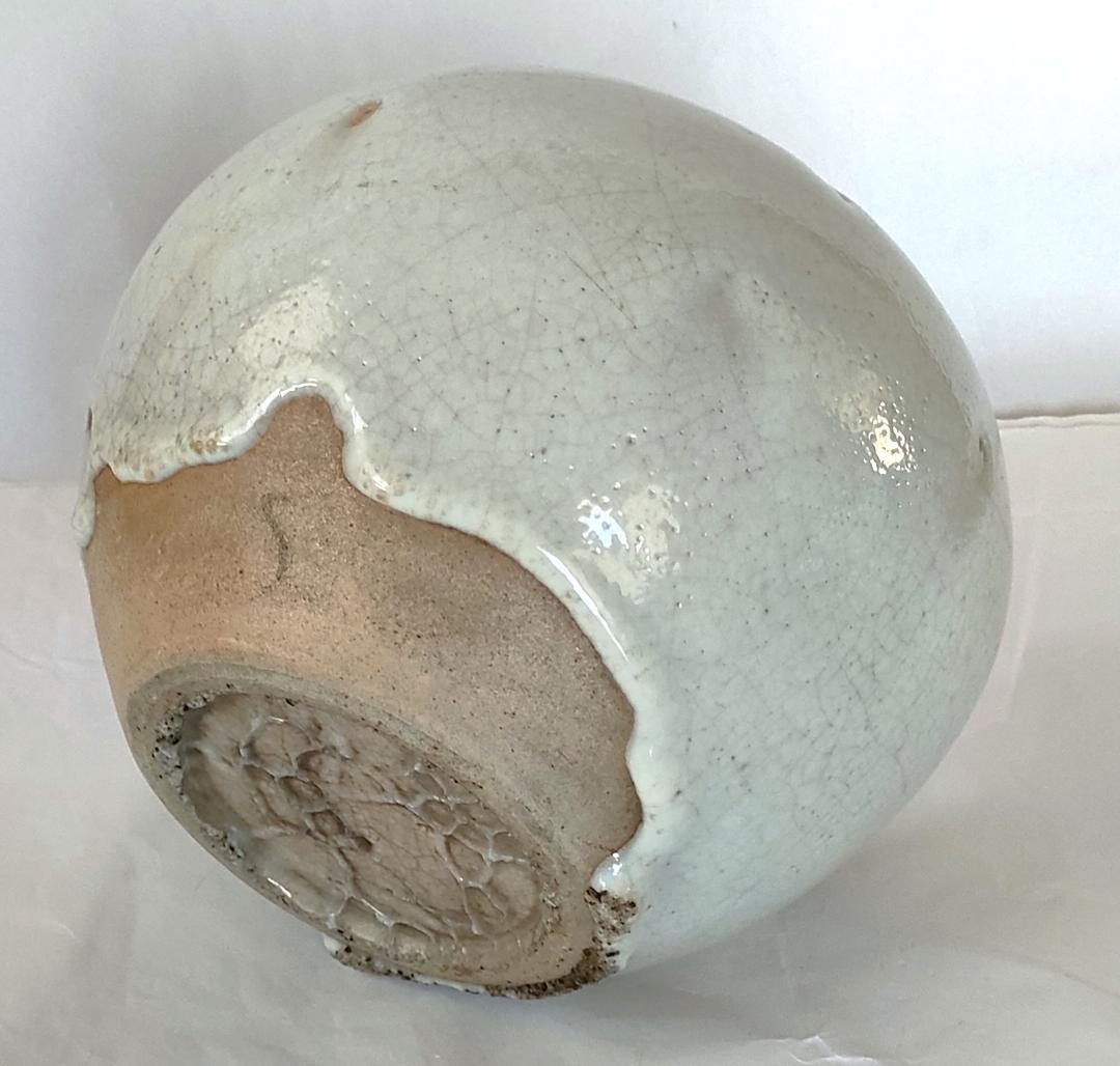 陶器 花入れ 白釉薬 球体 Ac-248