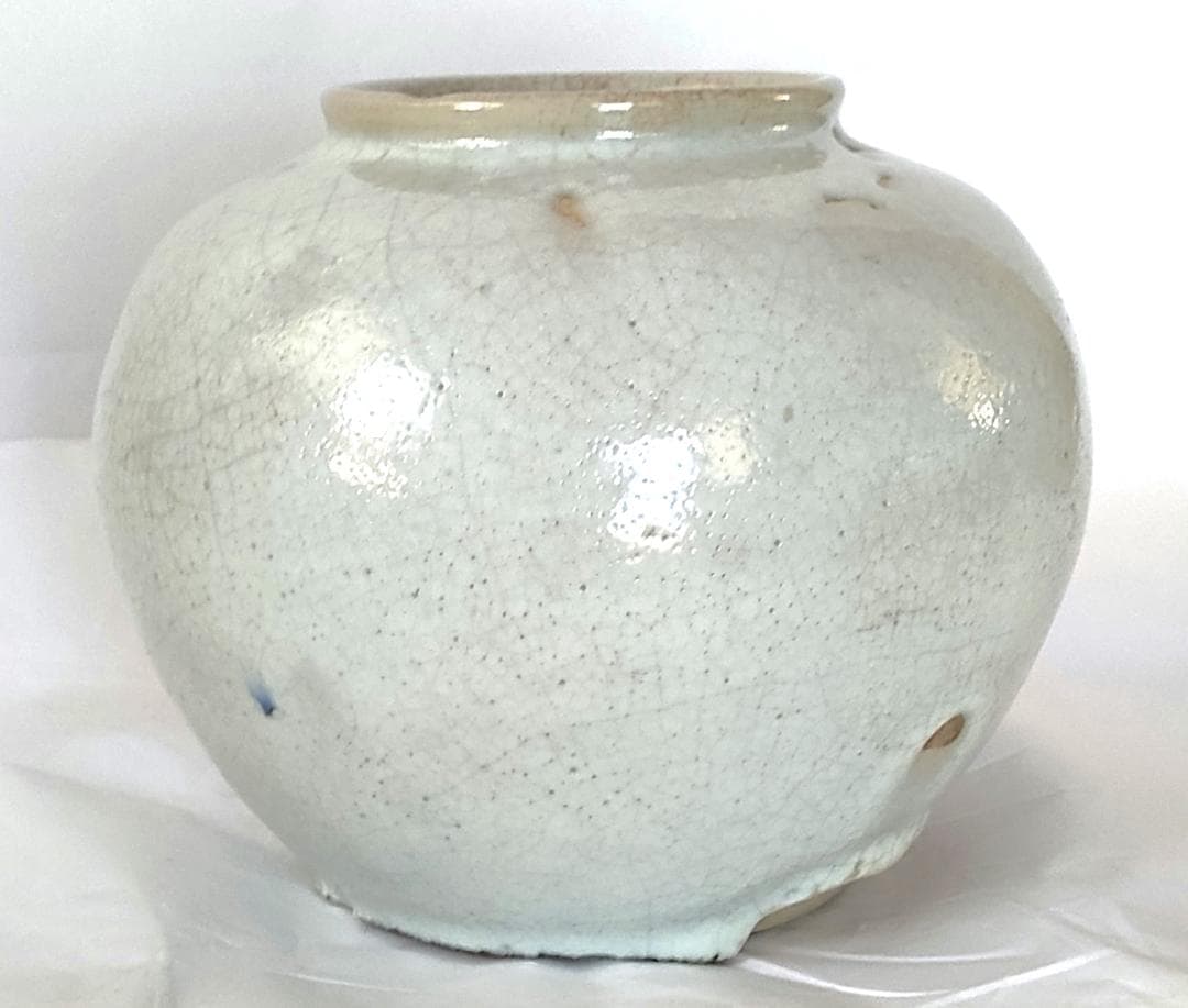 陶器 花入れ 白釉薬 球体 Ac-248