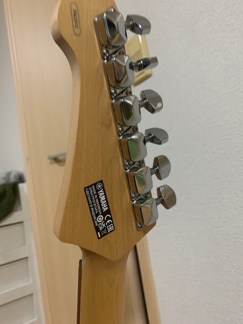 ギター YAMAHA PACIFICA012