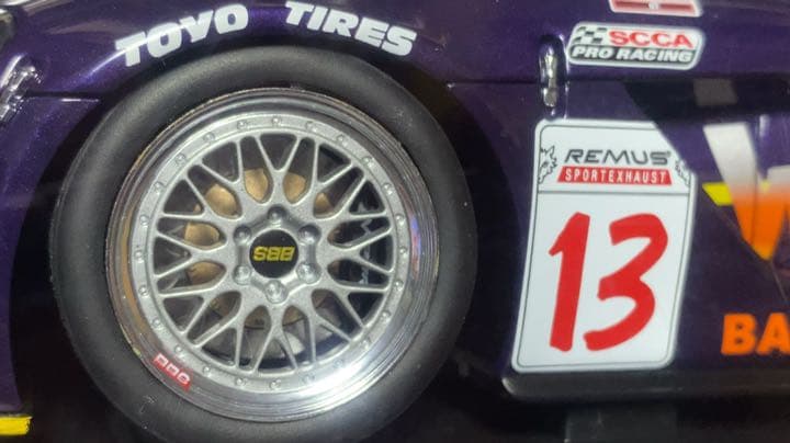 1/18 AUTOart オートアート　ダッジ　バイパー　2003 SCCA