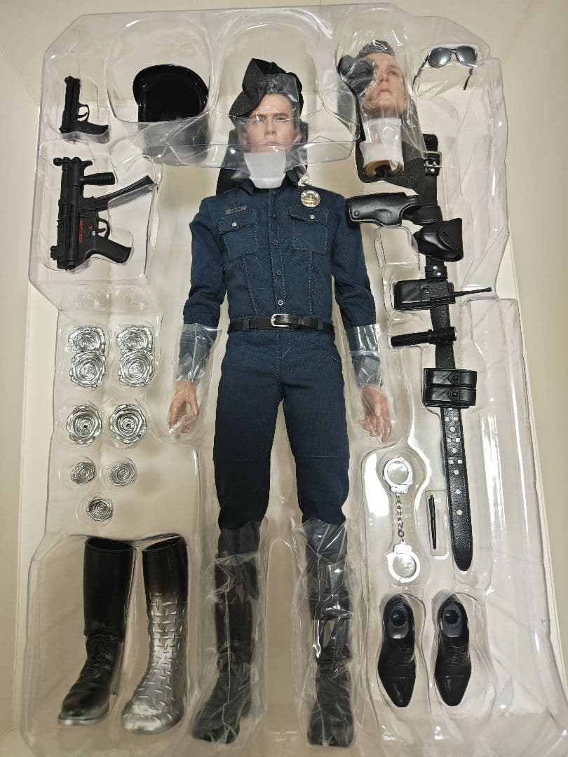 ホットトイズ ムービーマスターピース ターミネーター2 T-1000 2.0