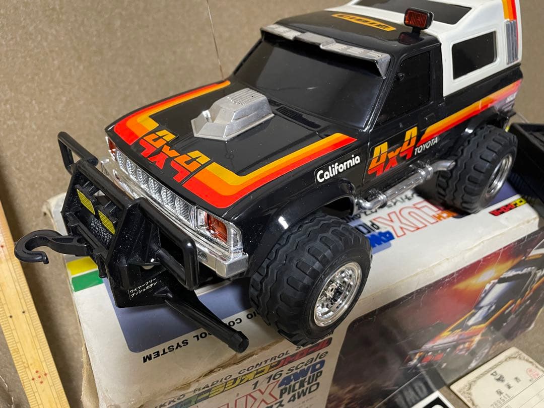 【レトロ】ニッコーラジオコントロール　ウインチハイラックス4wd ラジコン