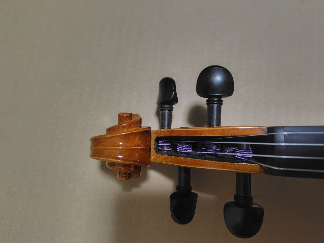 イーストマン　4/4 バイオリン本体　ケース付き 付属品あり