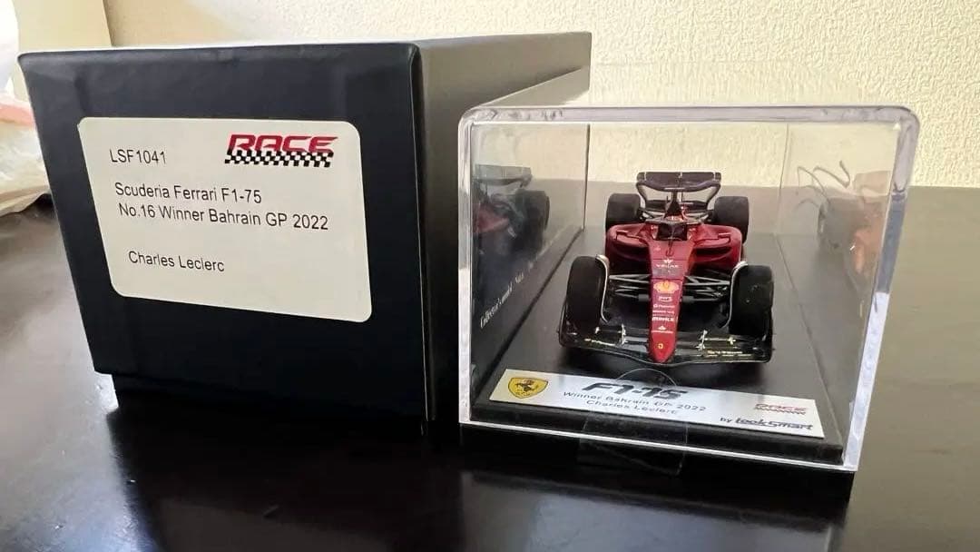 「貴重」F1-75 Charles Leclerc フェラーリ直筆サイン入