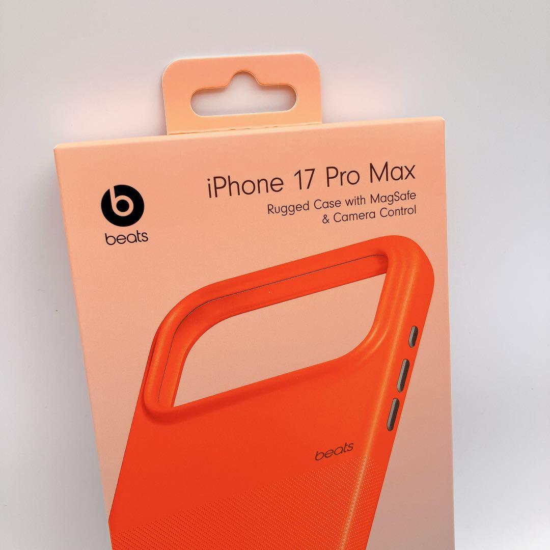 iPhone 17 Pro Max 専用Beatsオレンジハードケース