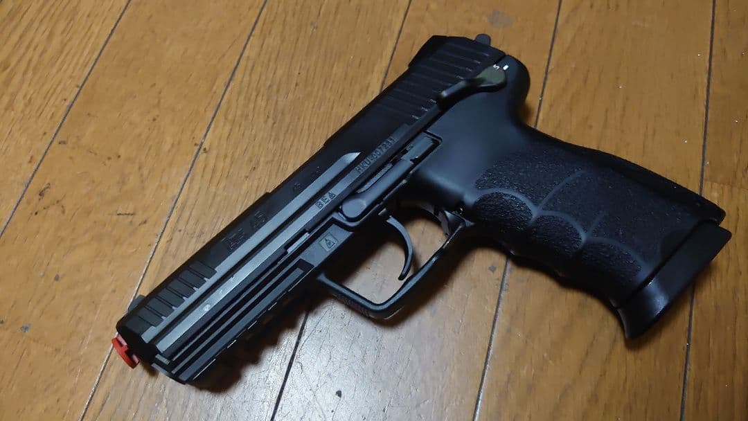 東京マルイ HK45 ガススローバック　BB弾入りボトル2本サービス
