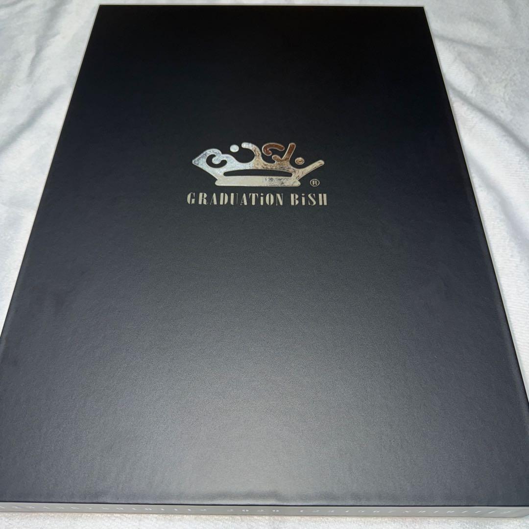 GRADUATiON BiSH(6人全員)，BiSHCOSTUME BOOK