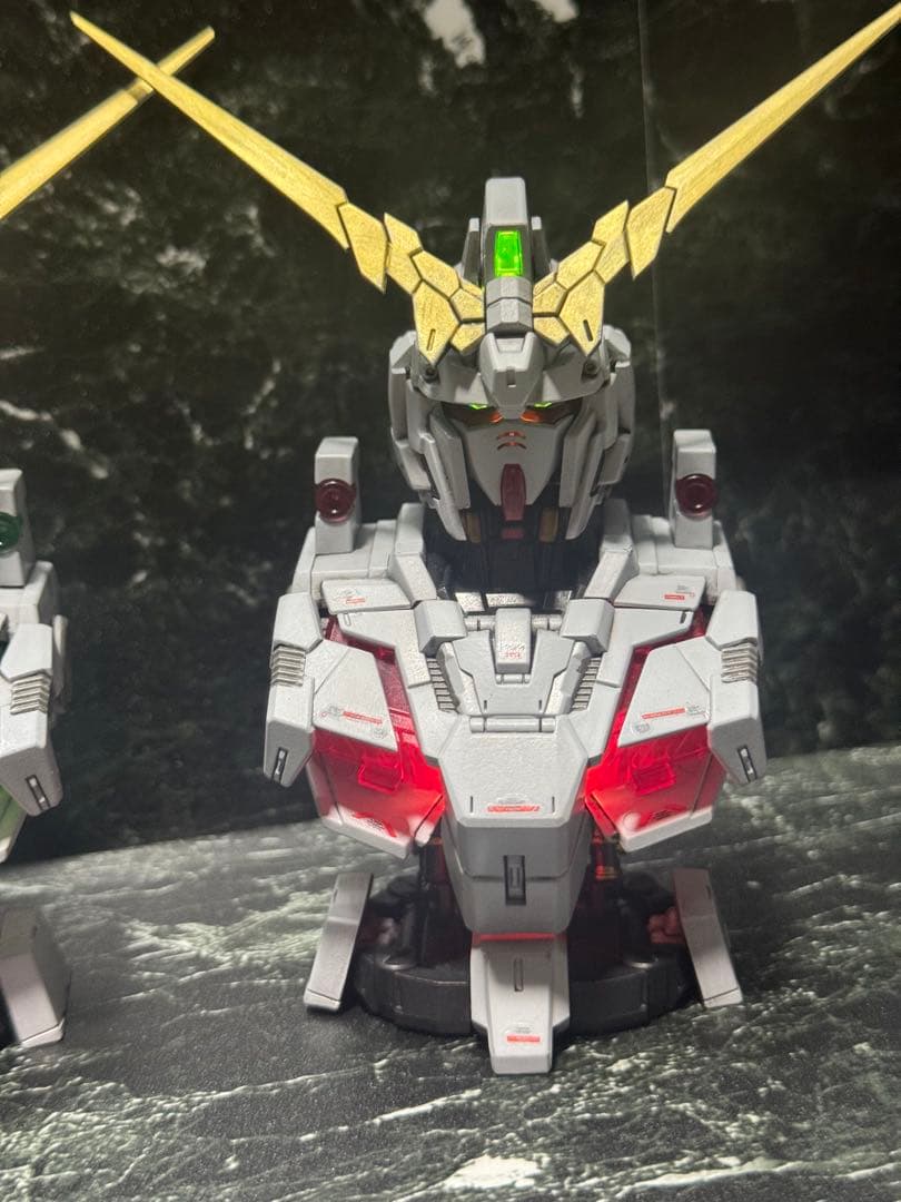 ユニコーンガンダム　メカニカルバスト　塗装完成品　デストロイ　覚醒　セット