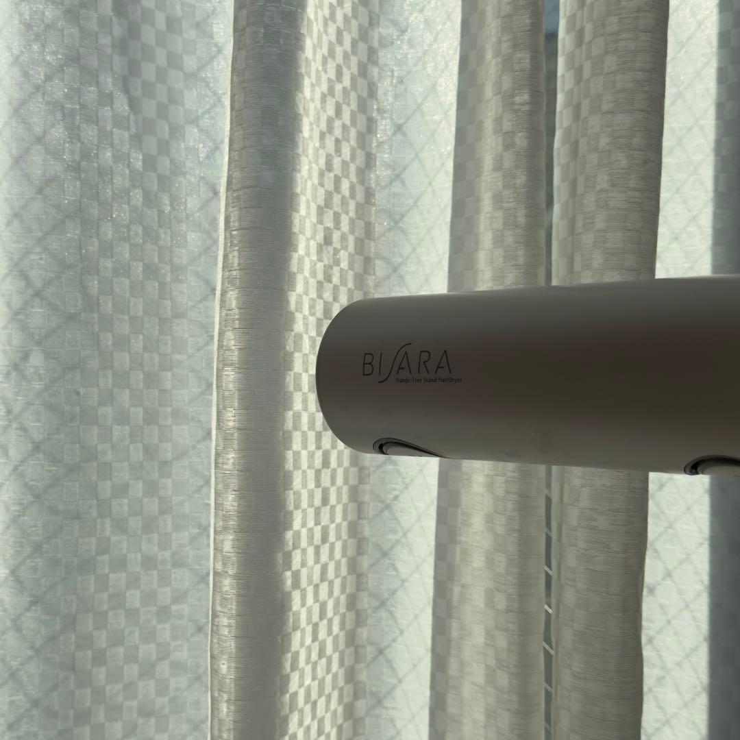 BISARA Pro ハンズフリー　ヘアドライヤー ホワイト　スタンド式