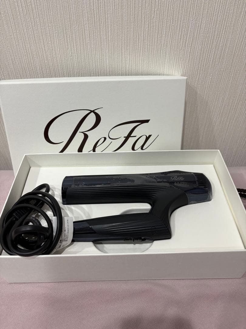 リファビューテック ドライヤースマート ダブル　ホワイト　保証書あり